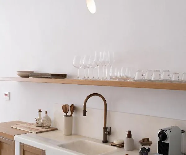 Serendipity Cliffside & * Imerovigli (Santorini)