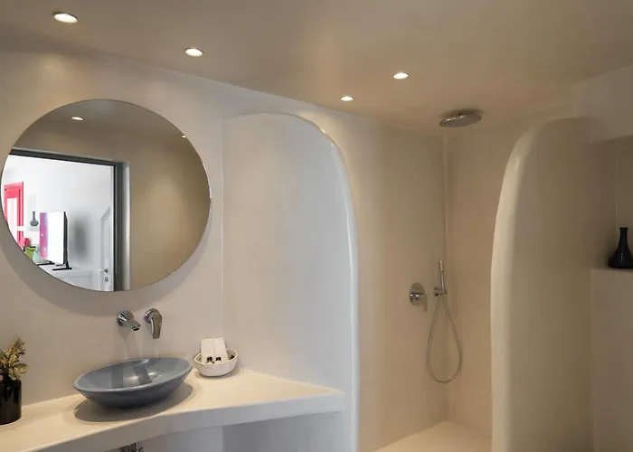 Serendipity Cliffside & *