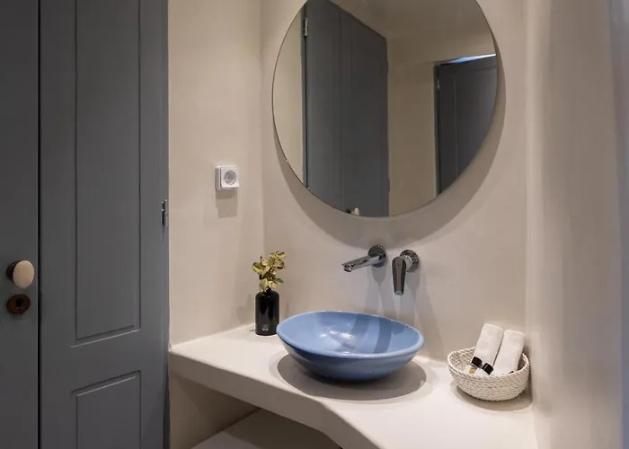 Serendipity Cliffside & *